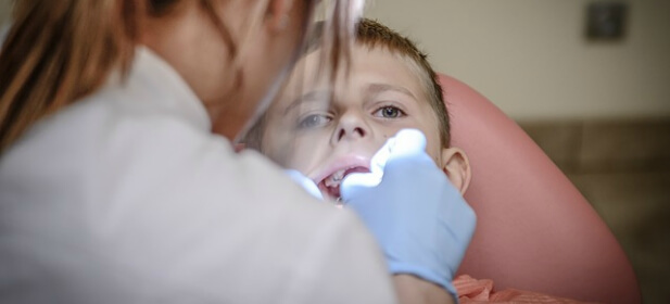 Ulykkesforsikring til børn dækker tandskader